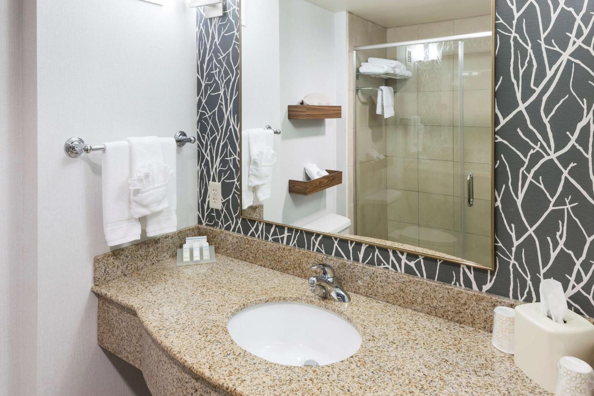 Hilton Garden Inn Austin North Ngoại thất bức ảnh